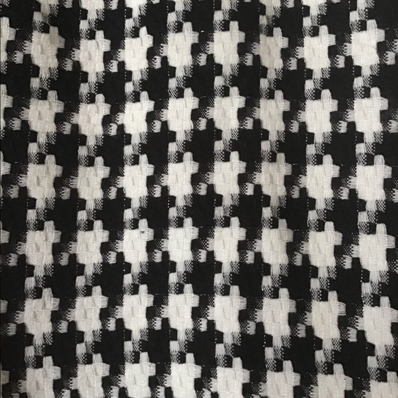 NWT classic style ‘pencil skirt ‘ - Picture 6 of 9